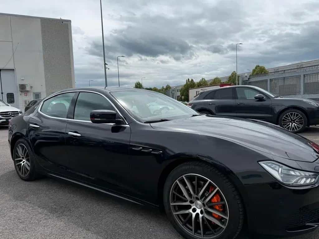 Maserati Ghibli V6 Diesel 04/2015-photo-5
