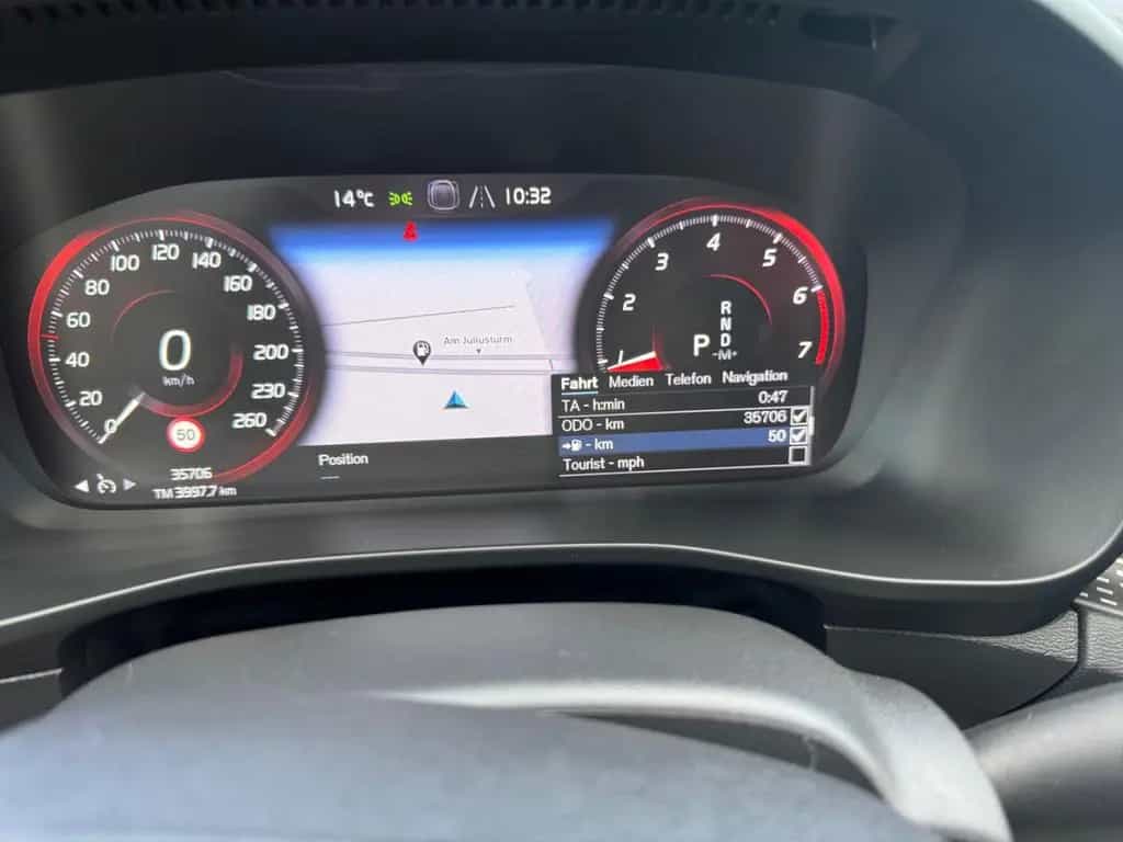 Volvo XC40 XC 40 R Design AWD PANO-STANDH.20Zoll 05/2020-photo-11