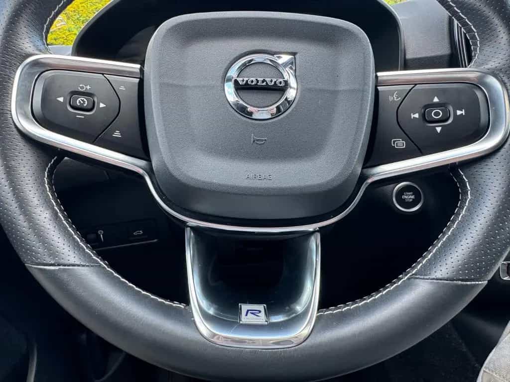 Volvo XC40 XC 40 R Design AWD PANO-STANDH.20Zoll 05/2020-photo-15