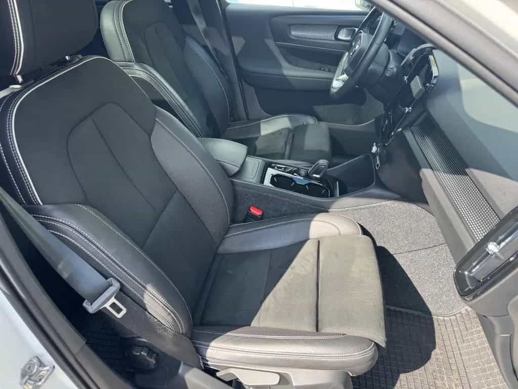 Volvo XC40 XC 40 R Design AWD PANO-STANDH.20Zoll 05/2020-photo-16