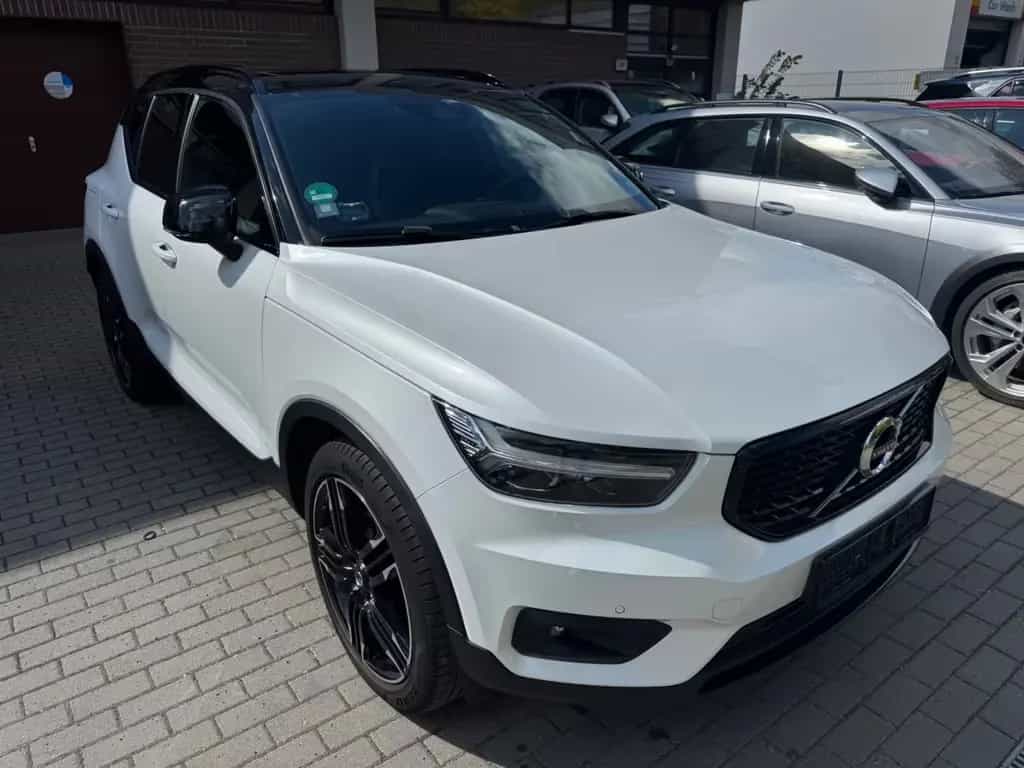 Volvo XC40 XC 40 R Design AWD PANO-STANDH.20Zoll 05/2020-photo-2