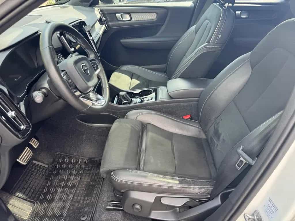 Volvo XC40 XC 40 R Design AWD PANO-STANDH.20Zoll 05/2020-photo-24