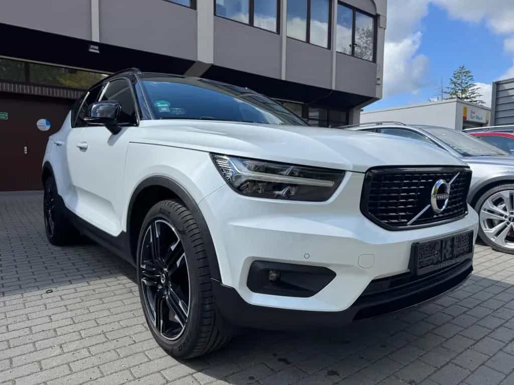 Volvo XC40 XC 40 R Design AWD PANO-STANDH.20Zoll 05/2020-photo-3