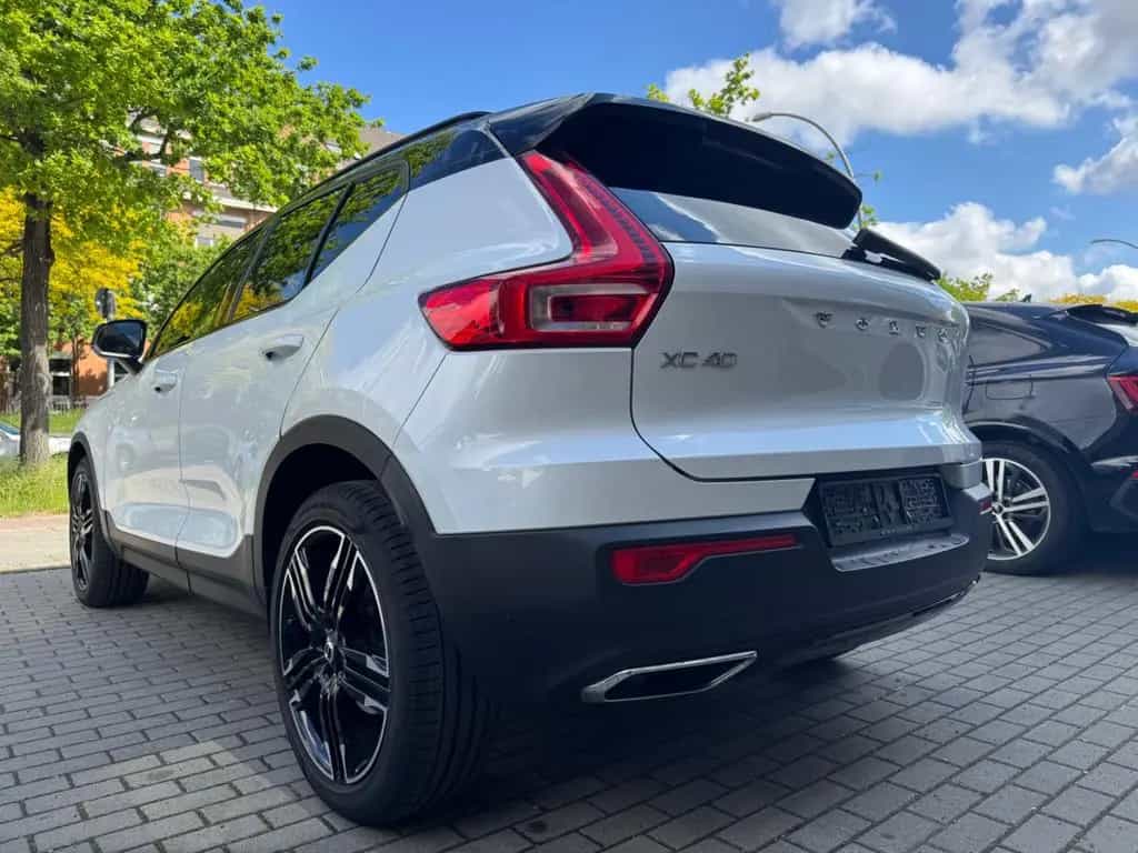 Volvo XC40 XC 40 R Design AWD PANO-STANDH.20Zoll 05/2020-photo-7