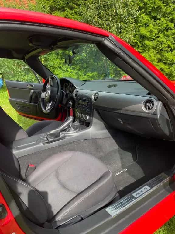 Mazda MX-5 (Hardtop) | nur 77.250 km | Inspektion neu 10/2010-photo-11