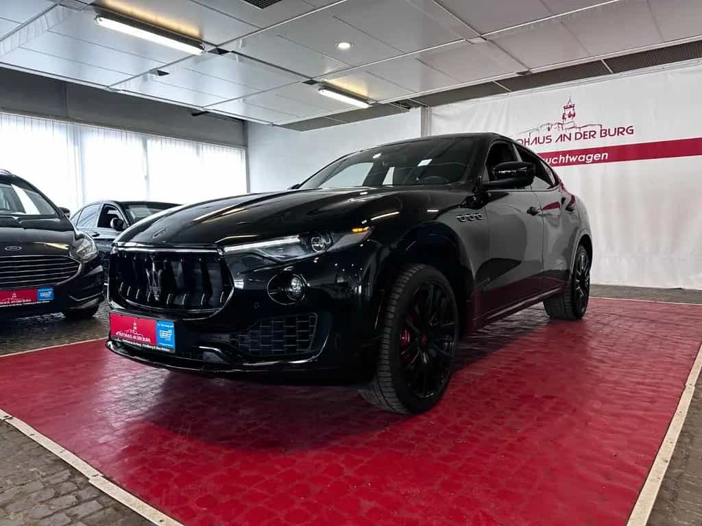 Maserati Levante S Q4 //Pano//ACC//B&W// 05/2018-photo-2