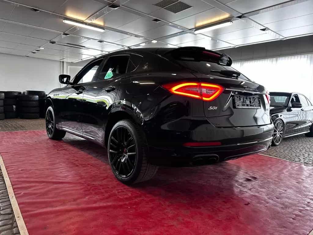Maserati Levante S Q4 //Pano//ACC//B&W// 05/2018-photo-4