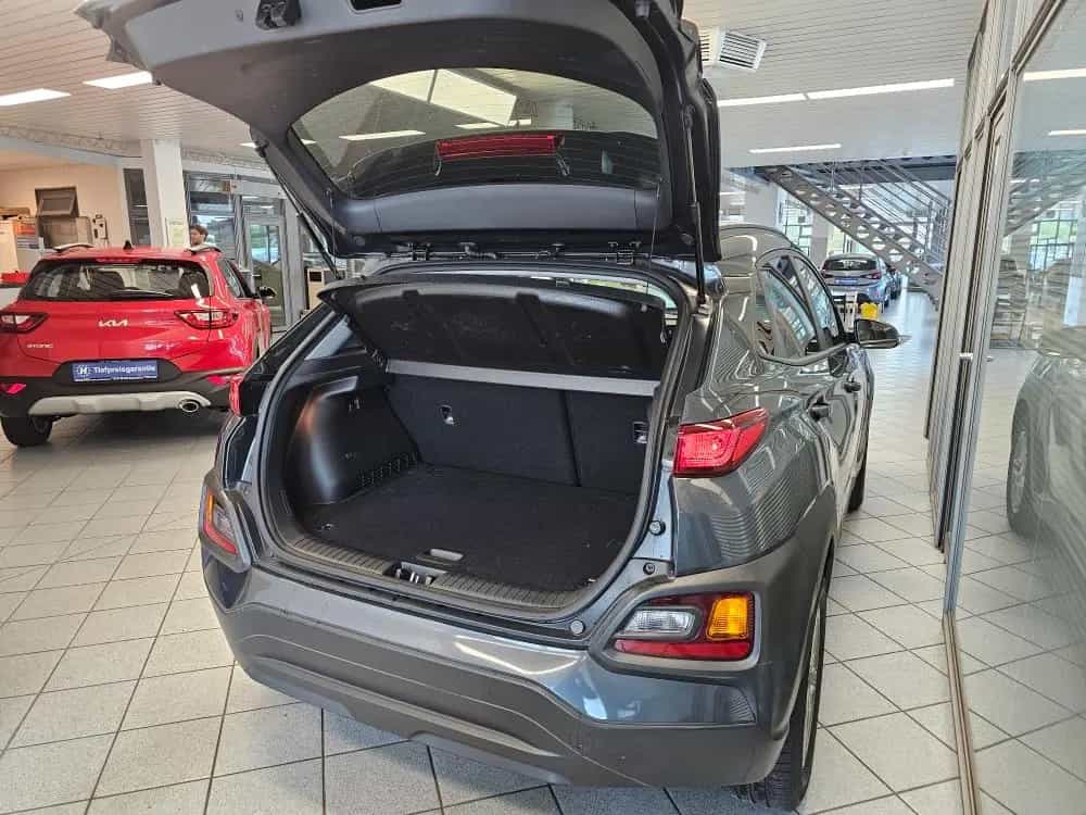 Hyundai KONA Trend Kamera,Navi,Sitz+Lenkradheizung 06/2019-photo-2