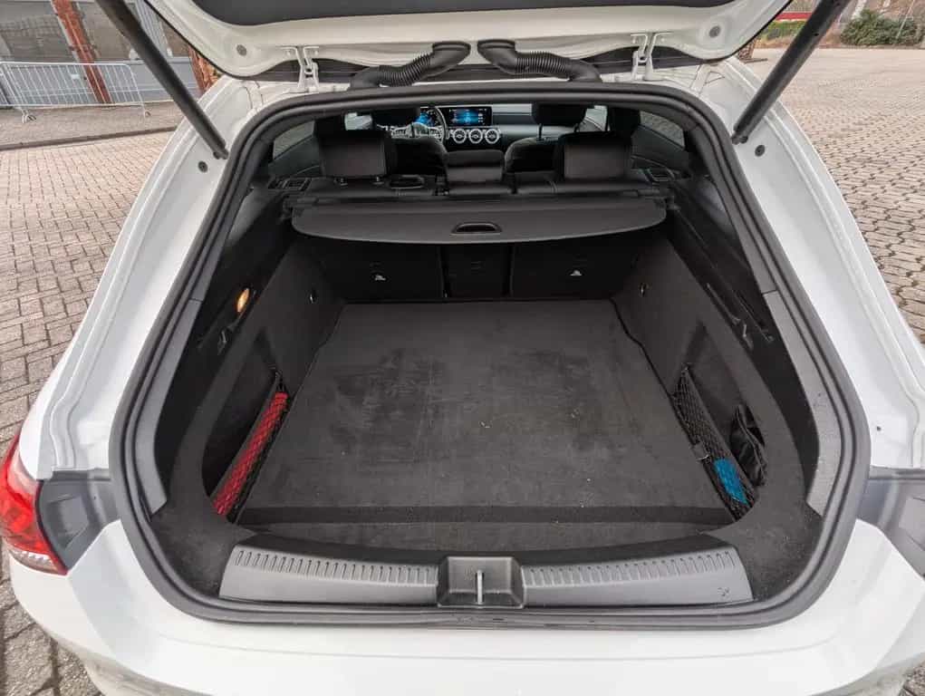 Mercedes-Benz CLA 220 Shooting Brake 08/2019-photo-12