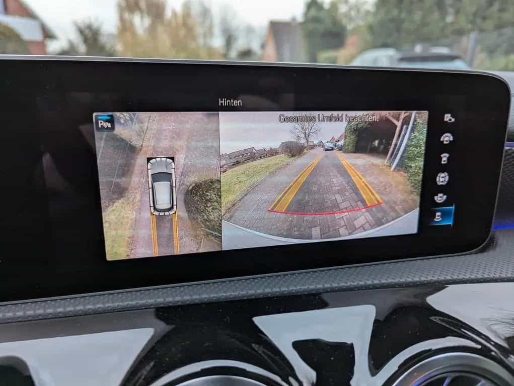 Mercedes-Benz CLA 220 Shooting Brake 08/2019-photo-13
