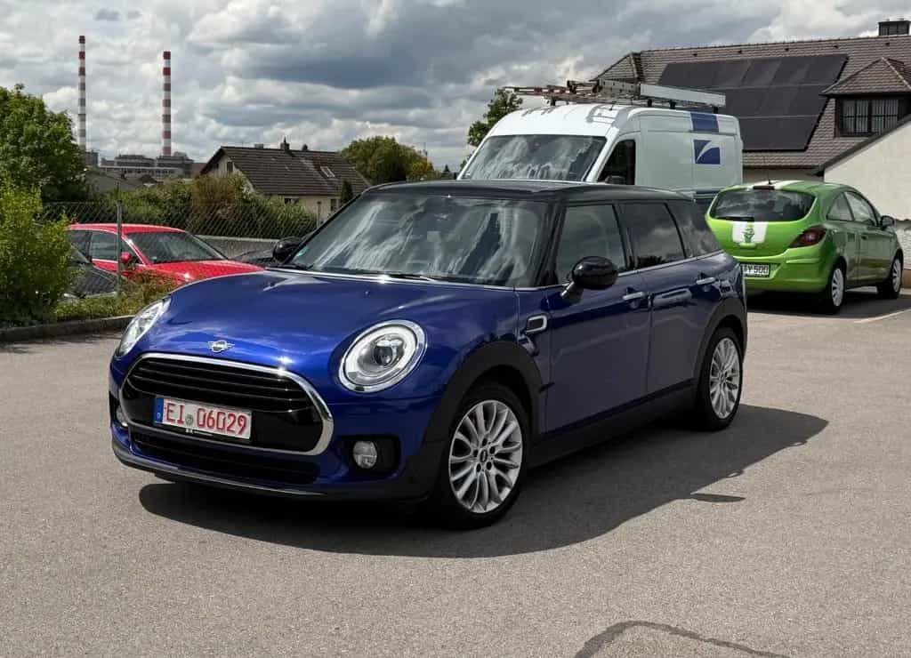 MINI Cooper D Clubman ClubmanAutom-PDC-NAVI-SZH-AppleCarPlay-Unfallfre 06/2019-photo-0