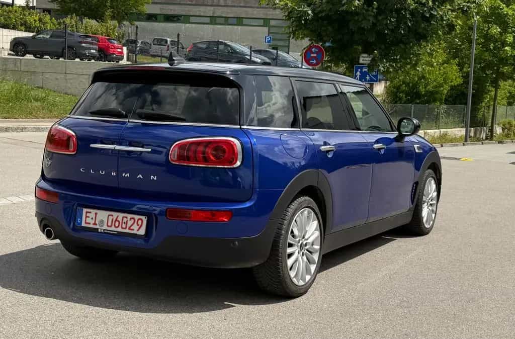 MINI Cooper D Clubman ClubmanAutom-PDC-NAVI-SZH-AppleCarPlay-Unfallfre 06/2019-photo-1