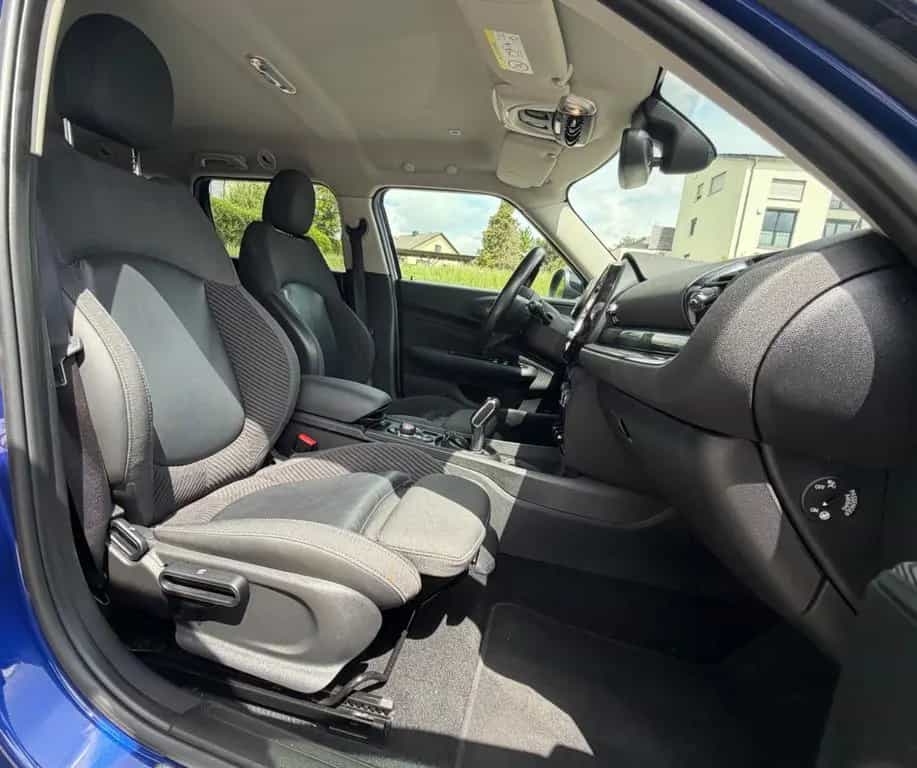 MINI Cooper D Clubman ClubmanAutom-PDC-NAVI-SZH-AppleCarPlay-Unfallfre 06/2019-photo-10