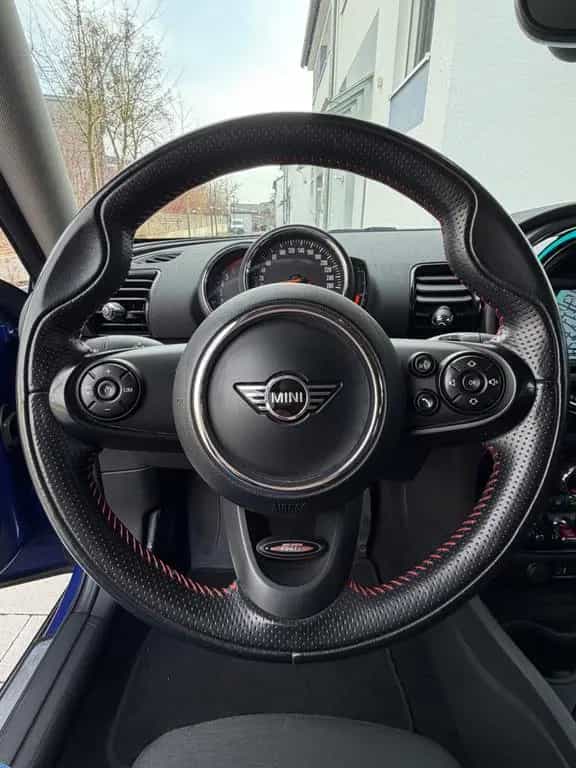 MINI Cooper D Clubman ClubmanAutom-PDC-NAVI-SZH-AppleCarPlay-Unfallfre 06/2019-photo-12