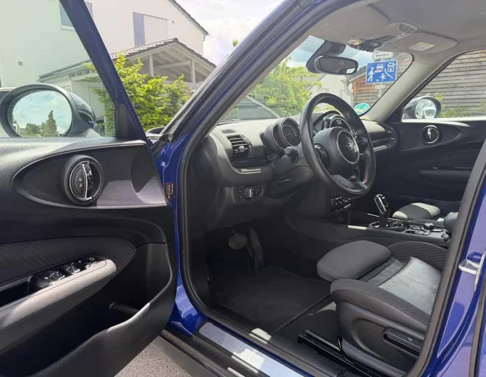 MINI Cooper D Clubman ClubmanAutom-PDC-NAVI-SZH-AppleCarPlay-Unfallfre 06/2019-photo-19