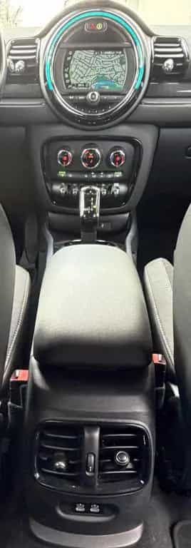 MINI Cooper D Clubman ClubmanAutom-PDC-NAVI-SZH-AppleCarPlay-Unfallfre 06/2019-photo-21