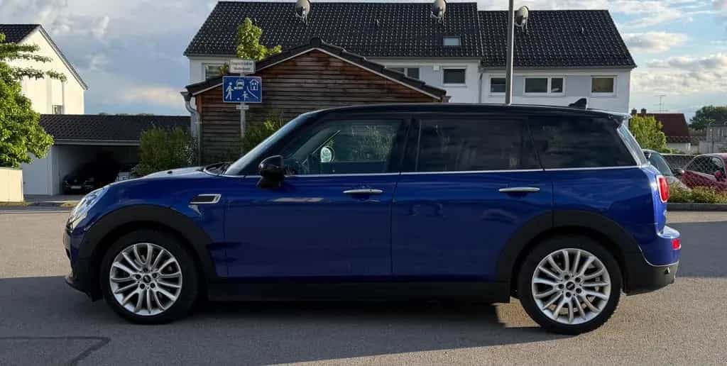 MINI Cooper D Clubman ClubmanAutom-PDC-NAVI-SZH-AppleCarPlay-Unfallfre 06/2019-photo-4