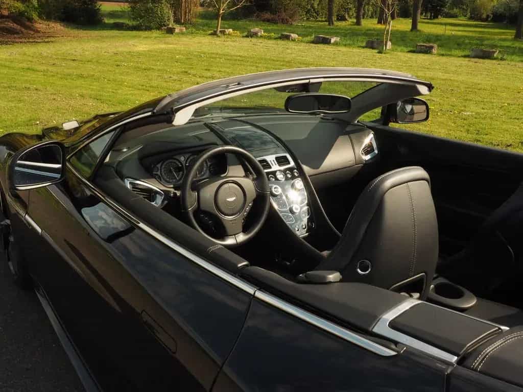 Aston Martin Vanquish Volante BRD TT3 8Spd, B&O, Carbon, MwSt 06/2015-photo-7
