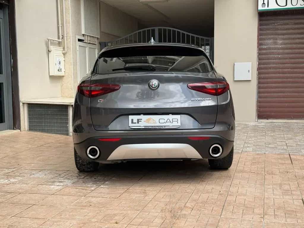 Alfa Romeo Stelvio 2.2 Turbodiesel 190 cv AT8 Q4 11/2021-photo-5