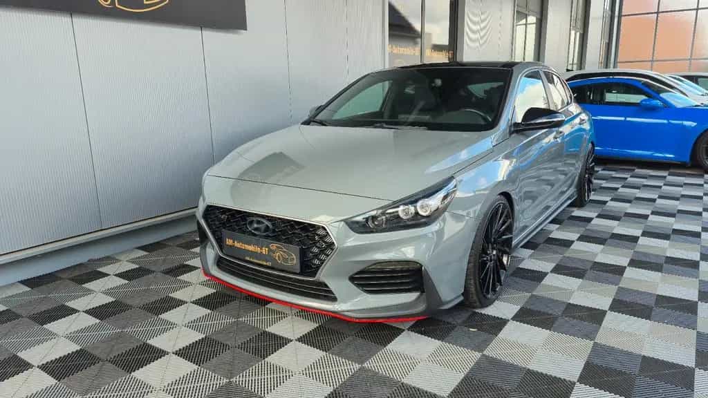 Hyundai i30 Fastback N Performance*PANO*NAVI*LED*2.HAND* 04/2019-photo-1