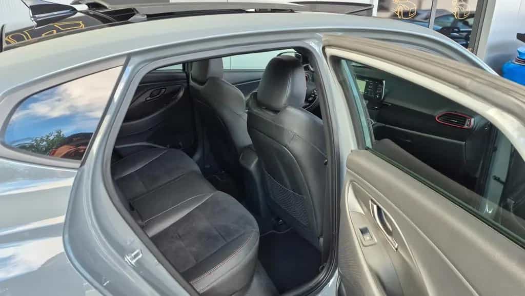 Hyundai i30 Fastback N Performance*PANO*NAVI*LED*2.HAND* 04/2019-photo-15