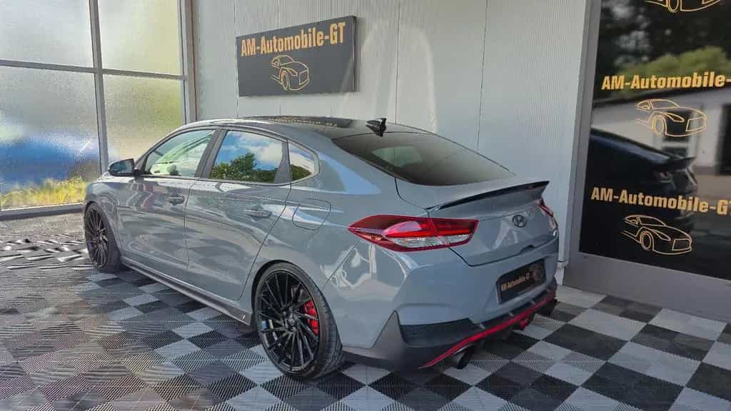 Hyundai i30 Fastback N Performance*PANO*NAVI*LED*2.HAND* 04/2019-photo-3