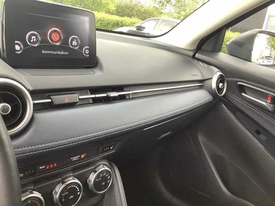 Mazda 2 G 115 Sports-Line Technik-Paket Matrix-LED Nav 03/2022-photo-17