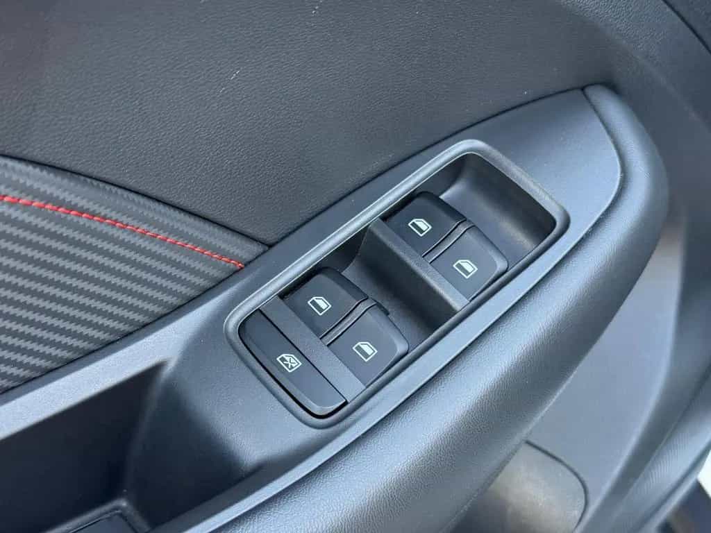 MG ZS 1.5 VTi LEDER-NAVI-SHZ-LED-ACC-Panorama-360° 04/2023-photo-13