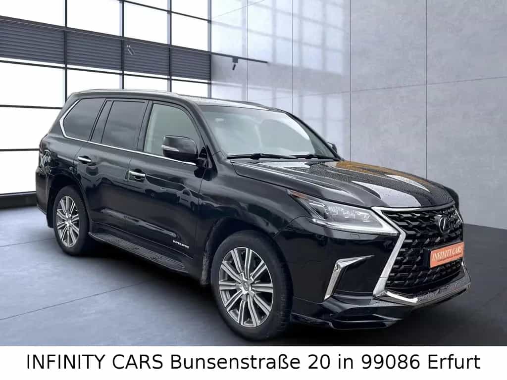 Lexus LX 570 01/2018-photo-0