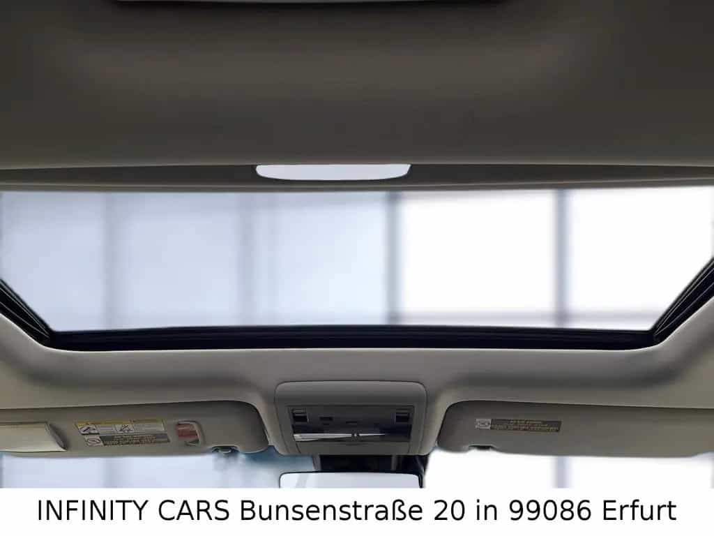 Lexus LX 570 01/2018-photo-19