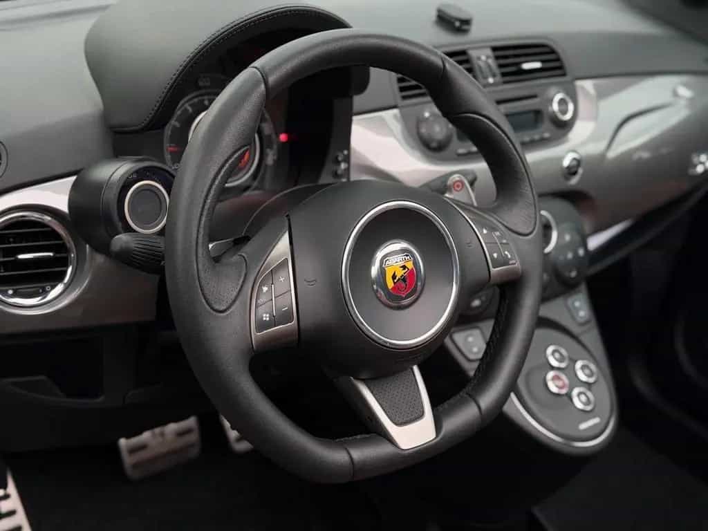 Abarth 500 Cabrio 1,4 T/Volleder*Automatik*Xenon*Pdc 12/2011-photo-17