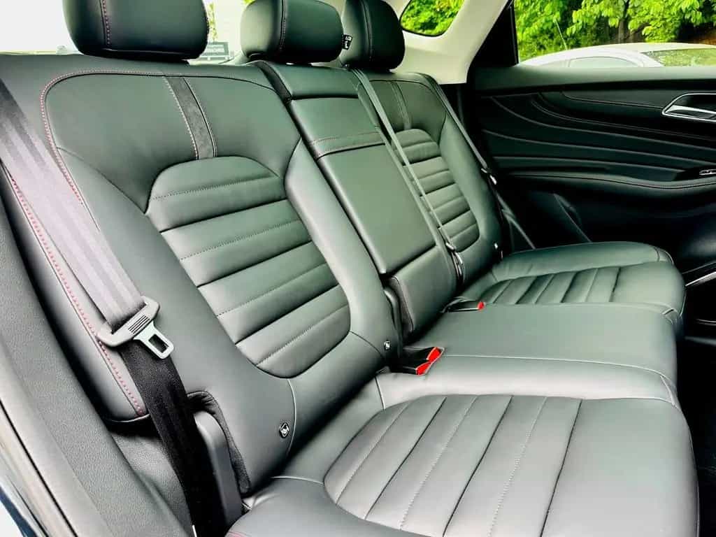 MG HS 1.5T Luxury + 360 + Pano + Leder + Fullpaket 12/2023-photo-12