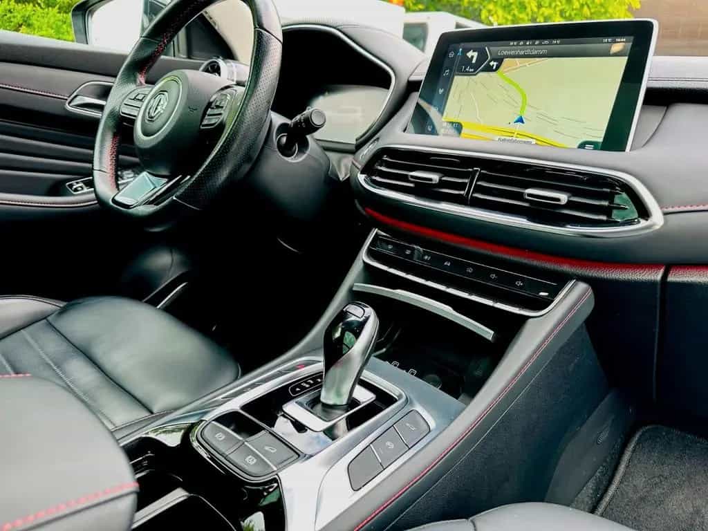 MG HS 1.5T Luxury + 360 + Pano + Leder + Fullpaket 12/2023-photo-13