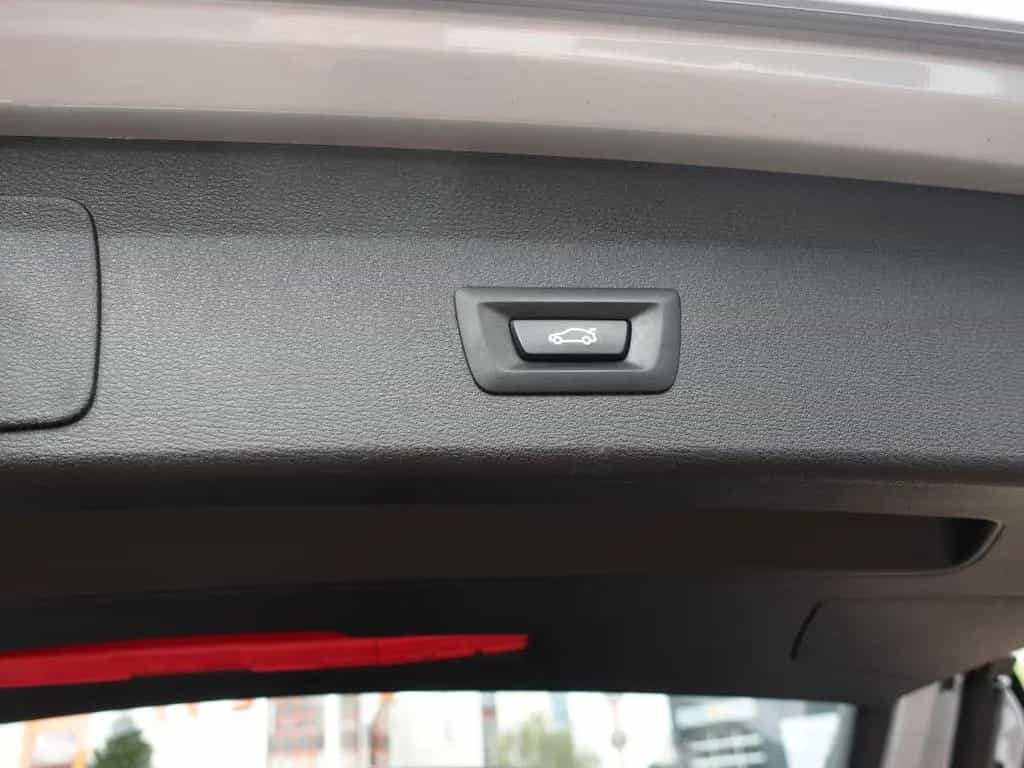 BMW X1 xDrive20i A Sport Line 03/2018-photo-20