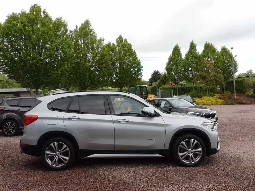 BMW X1 xDrive20i A Sport Line 03/2018-photo-3