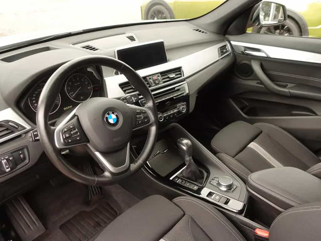 BMW X1 xDrive20i A Sport Line 03/2018-photo-8