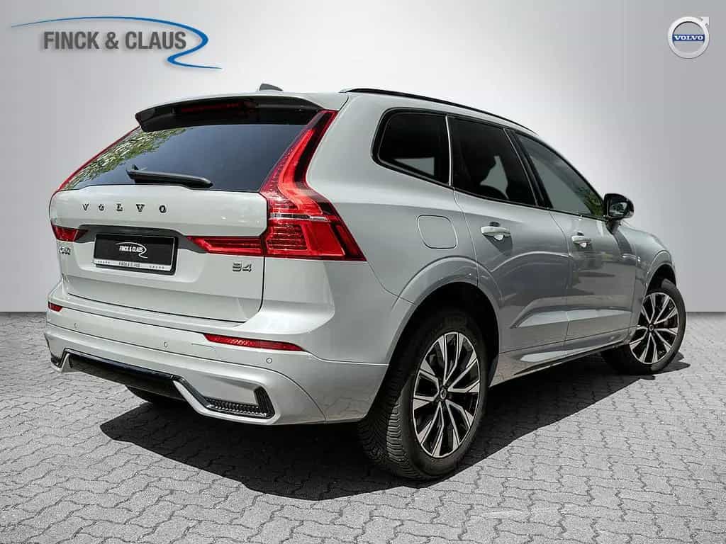 Volvo XC60 B4 Plus Dark 03/2024-photo-2