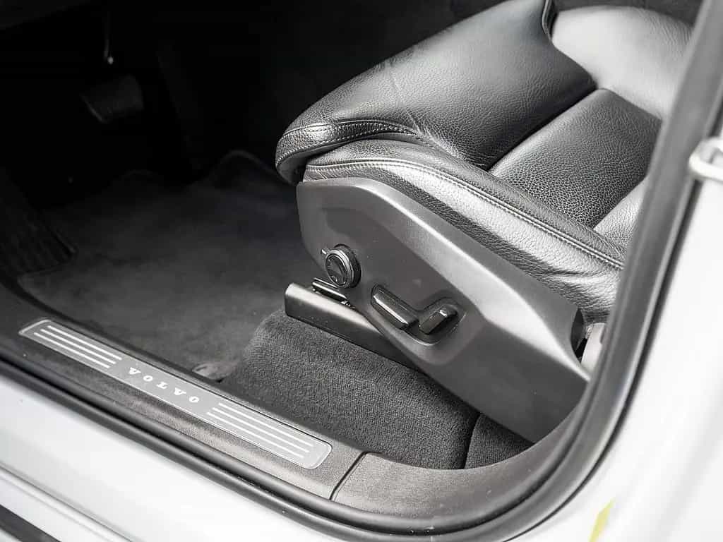 Volvo XC90 B5 AWD Inscription 08/2020-photo-26