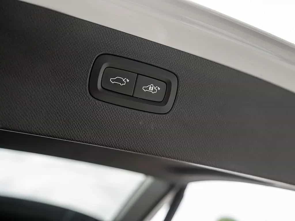 Volvo XC90 B5 AWD Inscription 08/2020-photo-30