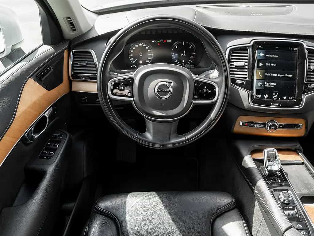 Volvo XC90 B5 AWD Inscription 08/2020-photo-9