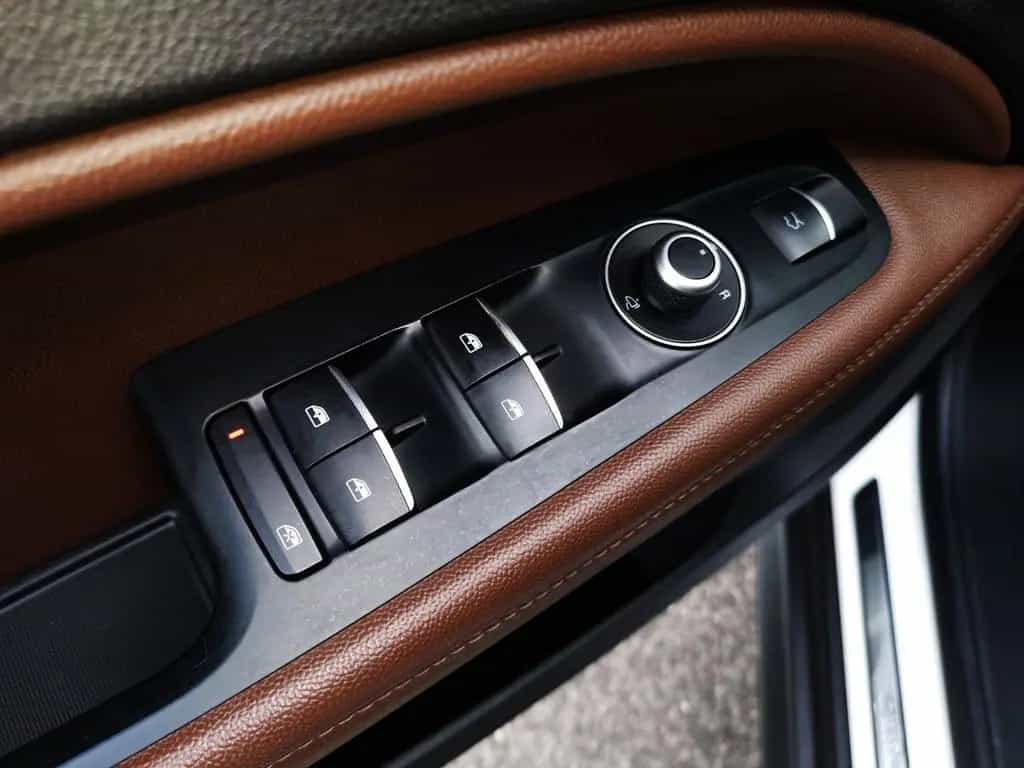 Alfa Romeo Stelvio 2.2 Turbodiesel 210 CV AT8 Q4 03/2018-photo-11
