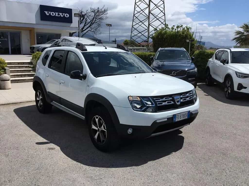 Dacia Duster 1.5 dCi 110 CV S&S 4x2 Serie Specia 06/2017-photo-3