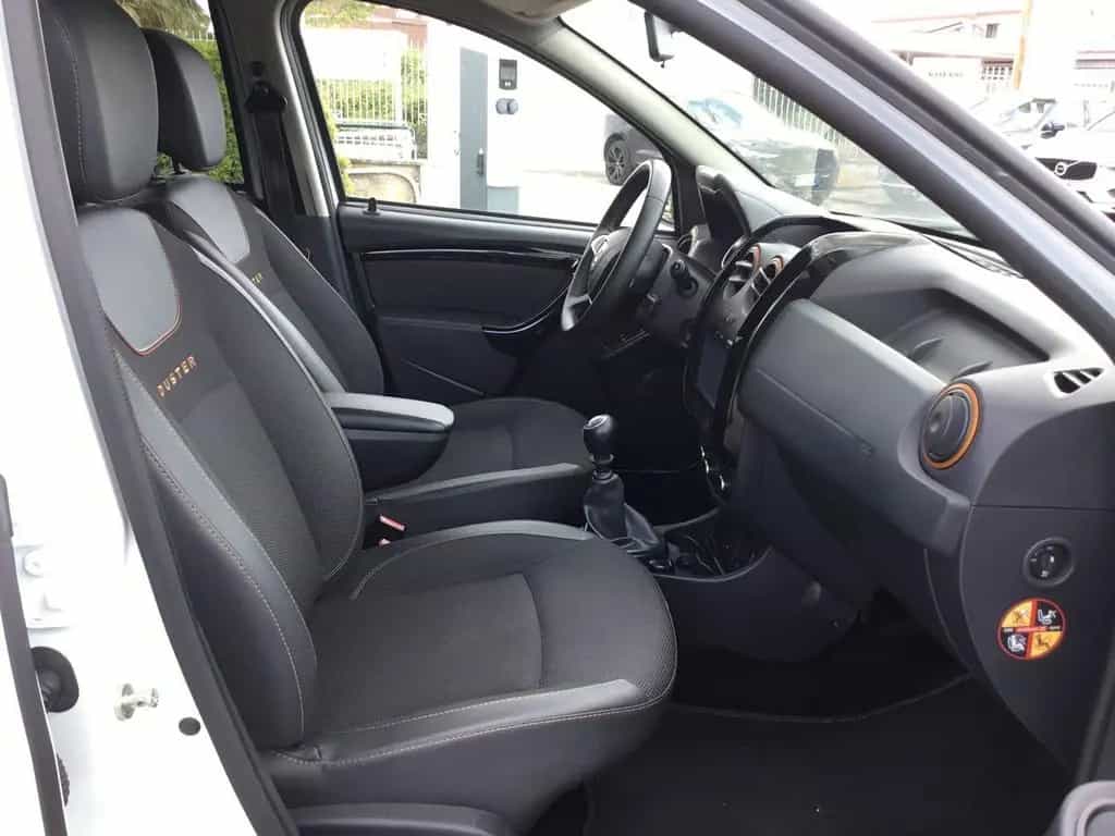 Dacia Duster 1.5 dCi 110 CV S&S 4x2 Serie Specia 06/2017-photo-7