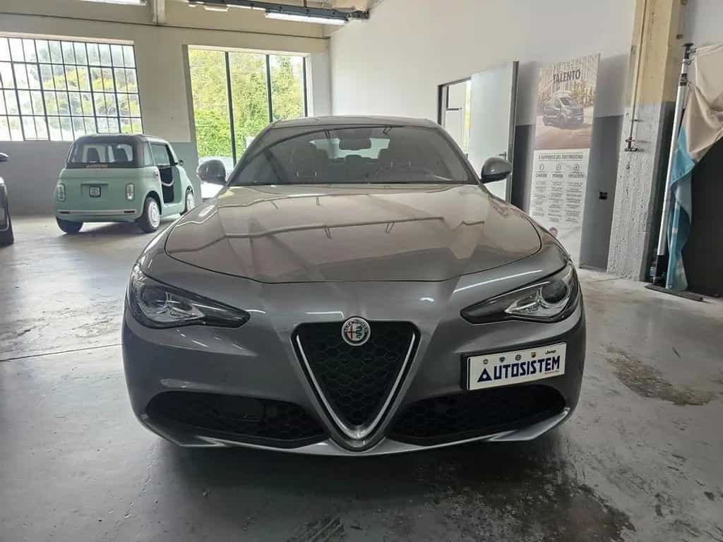 Alfa Romeo Giulia 2.2 Turbodiesel 190 CV AT8 Exe 03/2019-photo-1