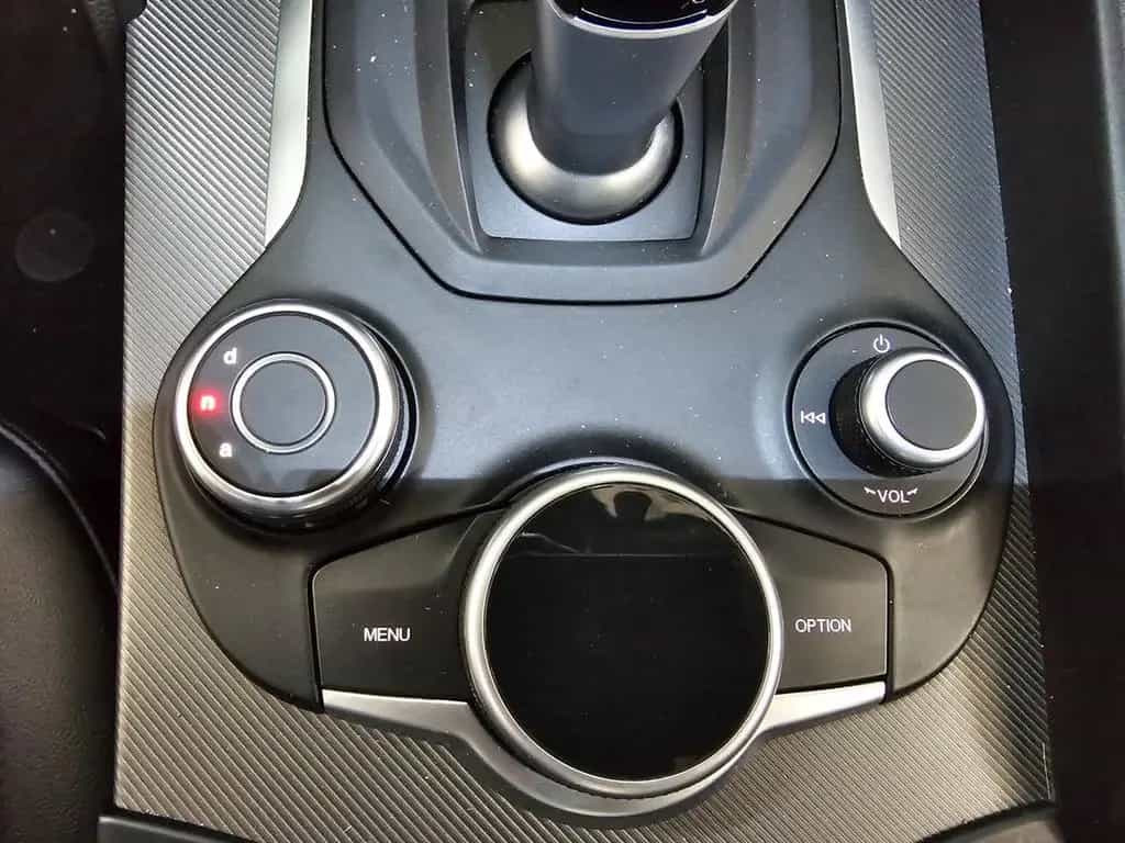 Alfa Romeo Giulia 2.2 Turbodiesel 190 CV AT8 Exe 03/2019-photo-12