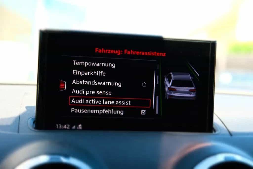 Audi A3 2.0 TFSI S tr. quattro "3xS-Line/ACC//LED/VC" 07/2018-photo-29