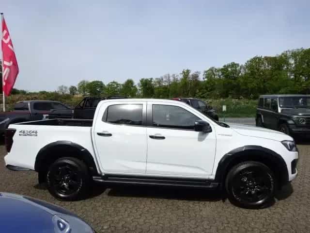 Isuzu D-Max Double Cab 1.9 4WD V-CROSS Jägerpreis null-photo-3