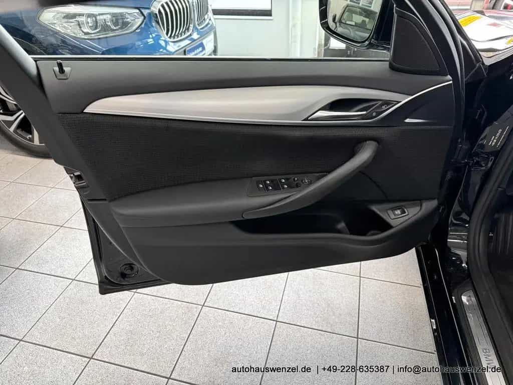 BMW 520 d xDrive Touring PANORAMA AHK KAMERA HIFI 01/2021-photo-11