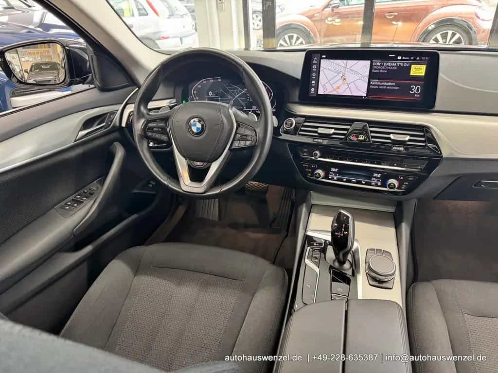 BMW 520 d xDrive Touring PANORAMA AHK KAMERA HIFI 01/2021-photo-17