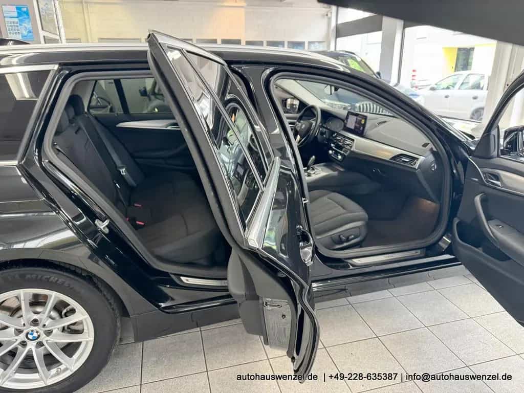 BMW 520 d xDrive Touring PANORAMA AHK KAMERA HIFI 01/2021-photo-21